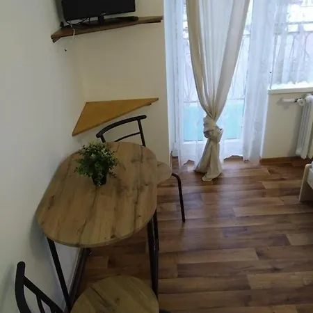 Almi Casa de hóspedes *