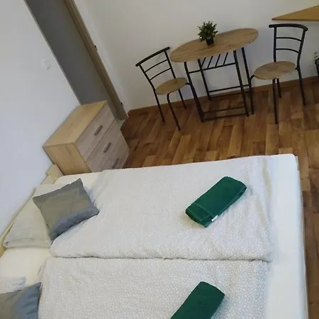 Almi Casa de hóspedes *