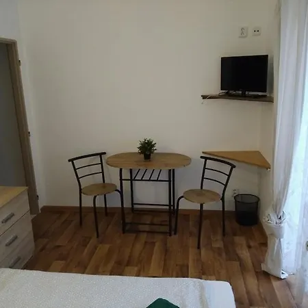 Casa de hóspedes Almi *